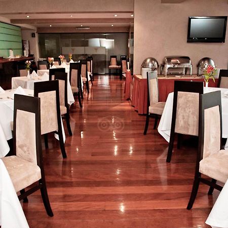 לימה Thunderbird Hotel Fiesta & Casino מראה חיצוני תמונה