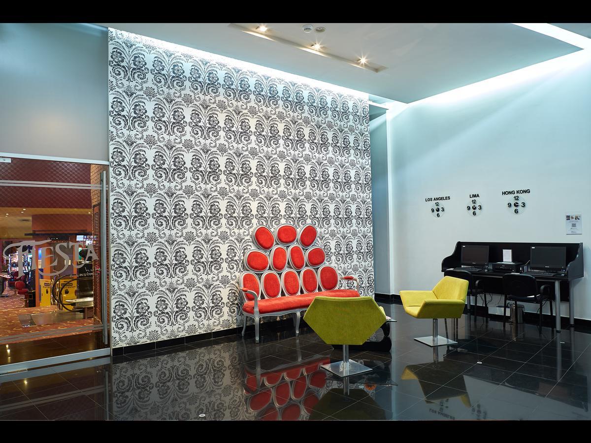 לימה Thunderbird Hotel Fiesta & Casino מראה חיצוני תמונה